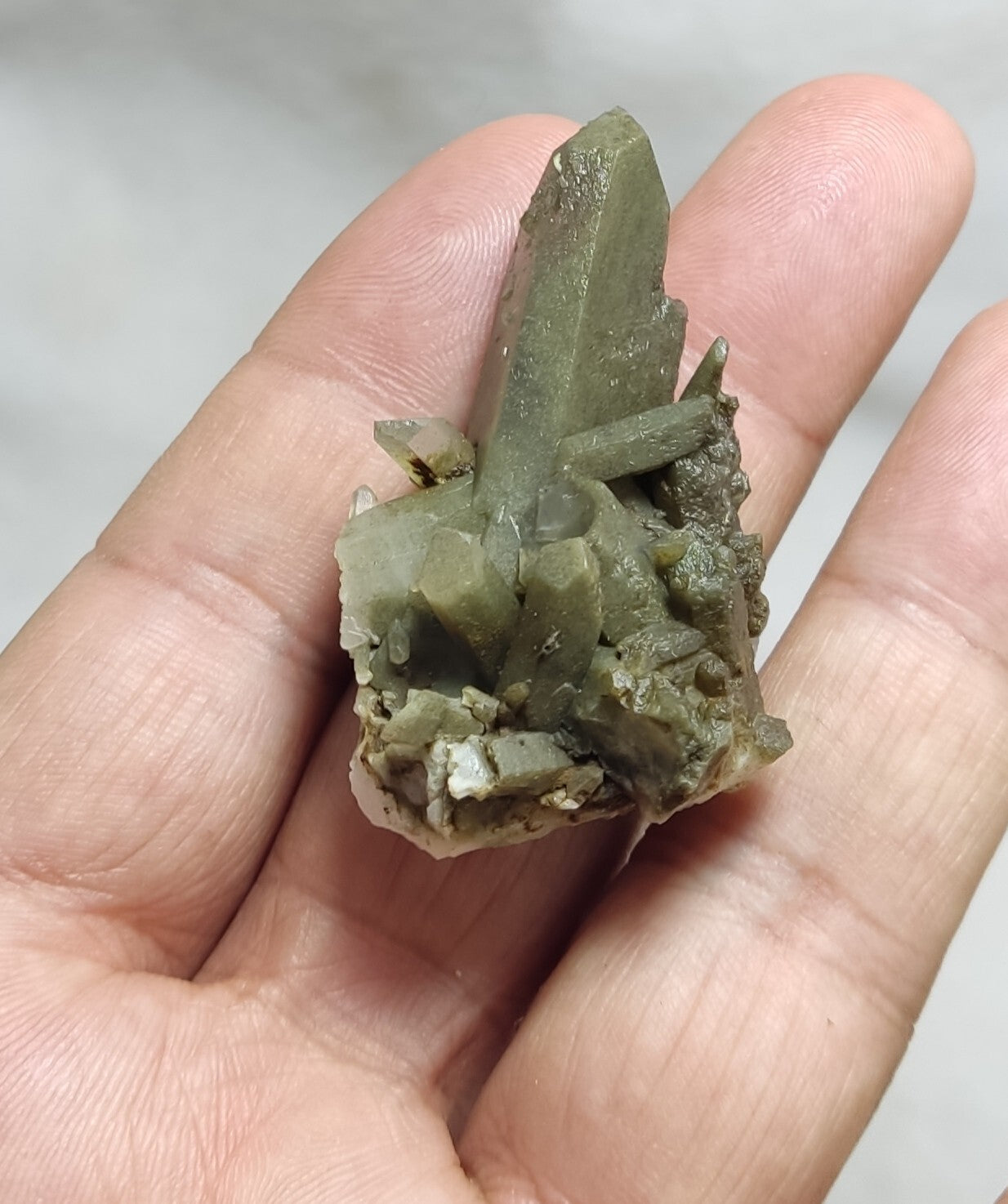 An Aesthetic terminated chlorite Quartz specimen 29 grams