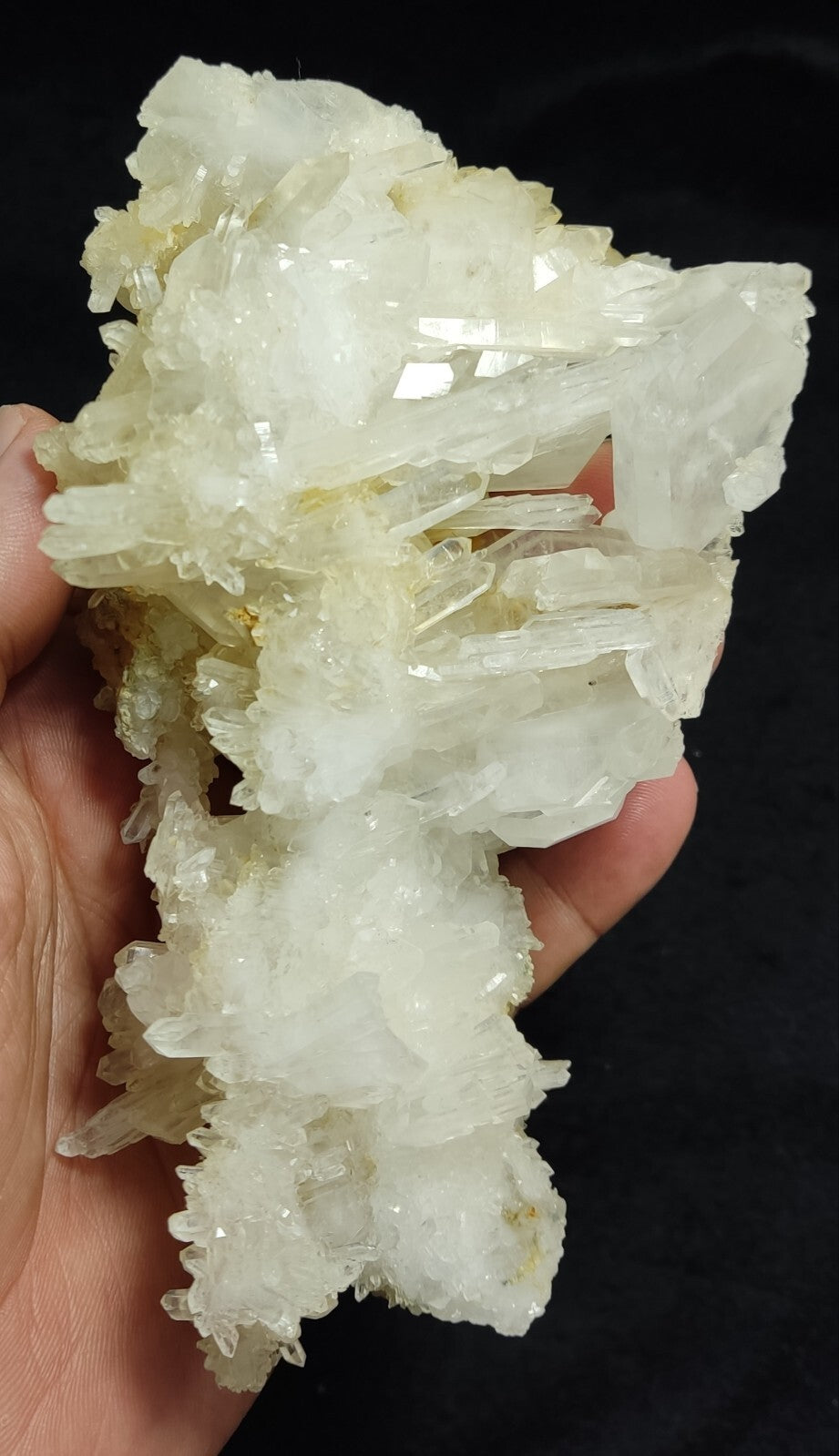 An Aesthetic Natural beautifully terminated Quartz cluster 505 grams