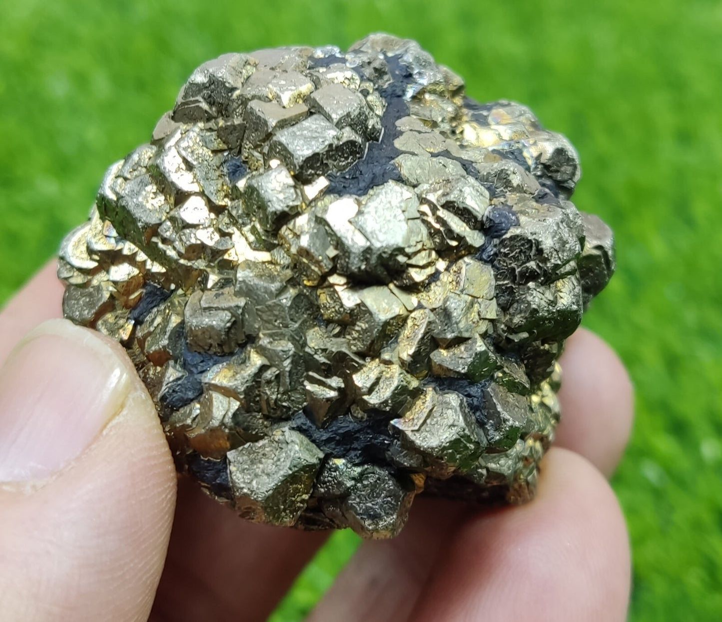 201 grams amazing specimen of pyrite/marcasite 201 grams