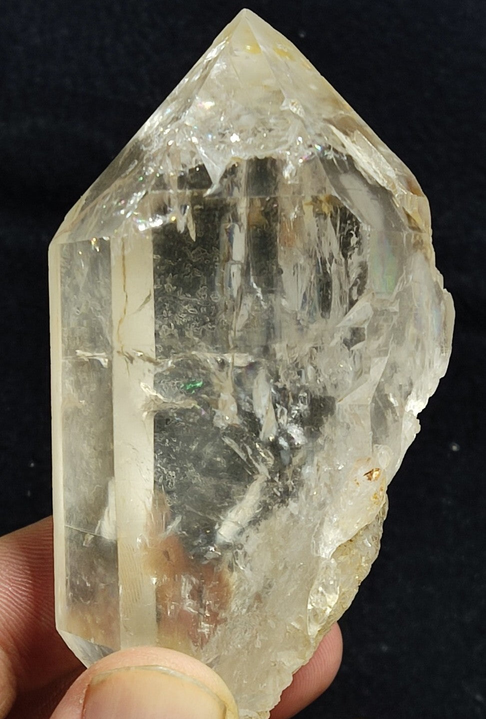 An Aesthetic terminated specimen of Quartz crystal 246 grams