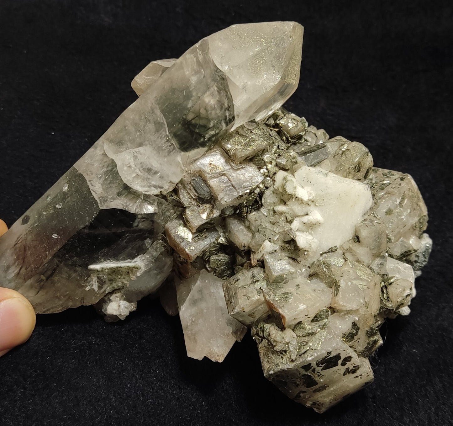 An Aesthetic specimen of quartz with Calcite and other minerals 679 grams