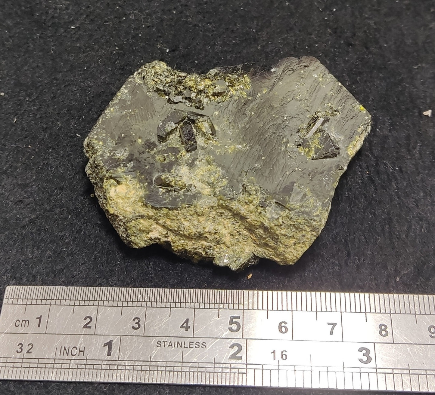 An Aesthetic Natural terminated epidote crystal specimen 102 grams