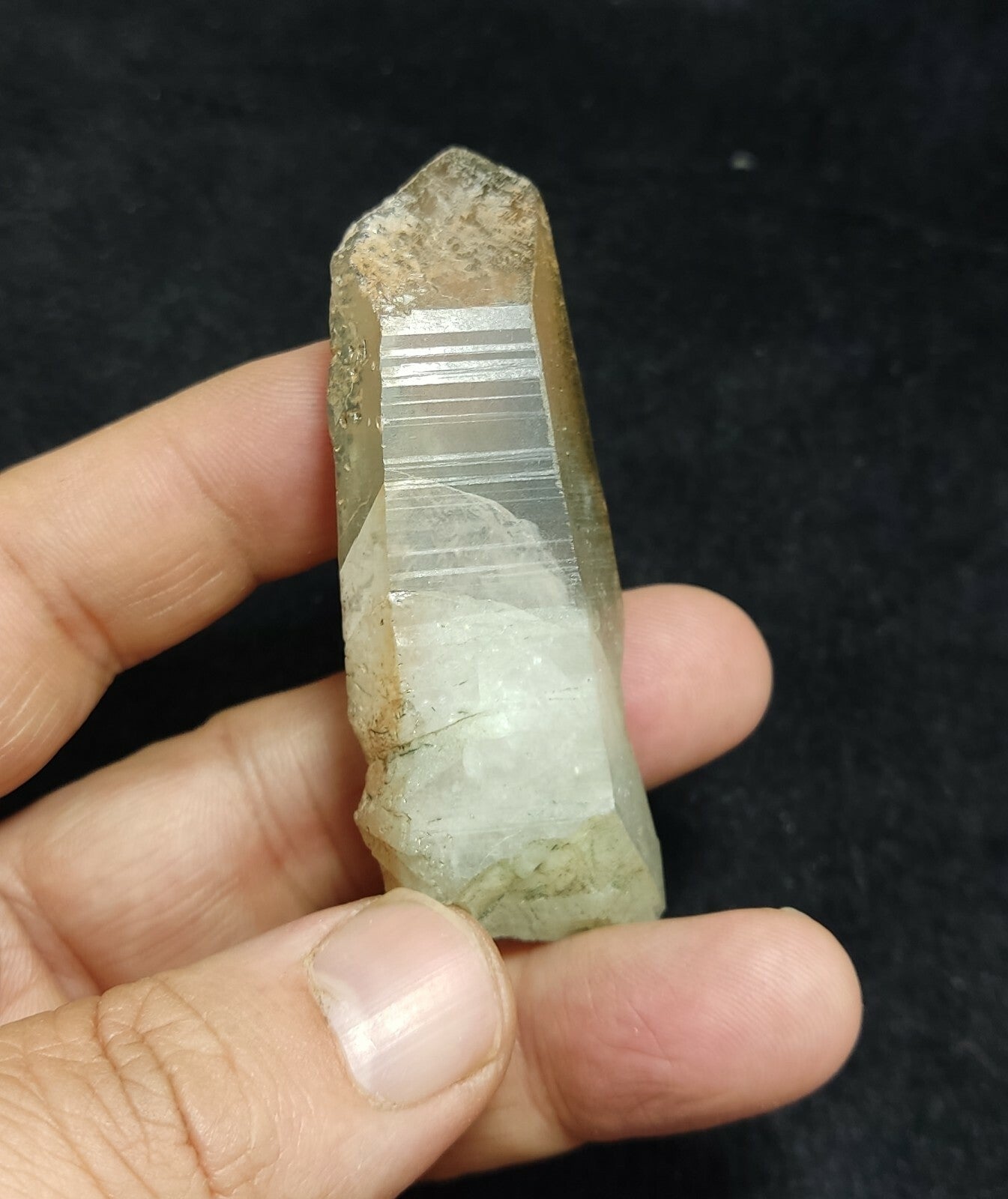 A very Aesthetic Natural beautifully terminated Chlorite Quartz crystal 56 grams