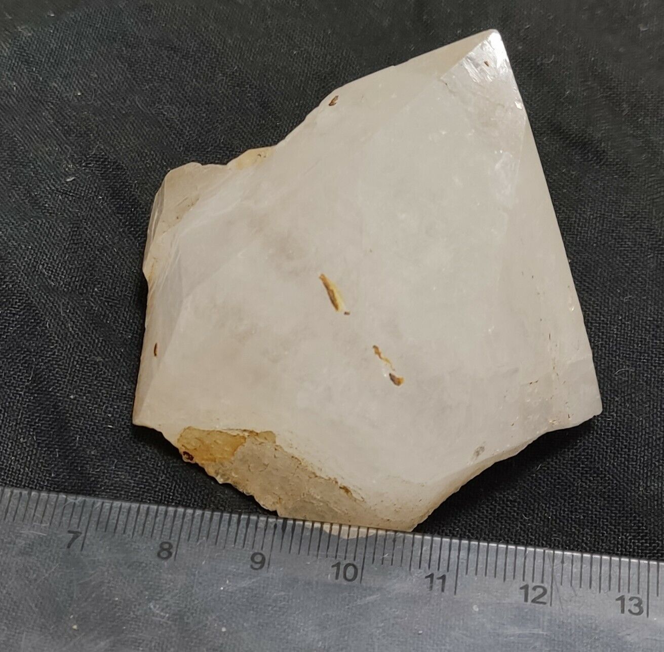 A very Aesthetic Natural beautifully terminated Quartz crystal 97 grams