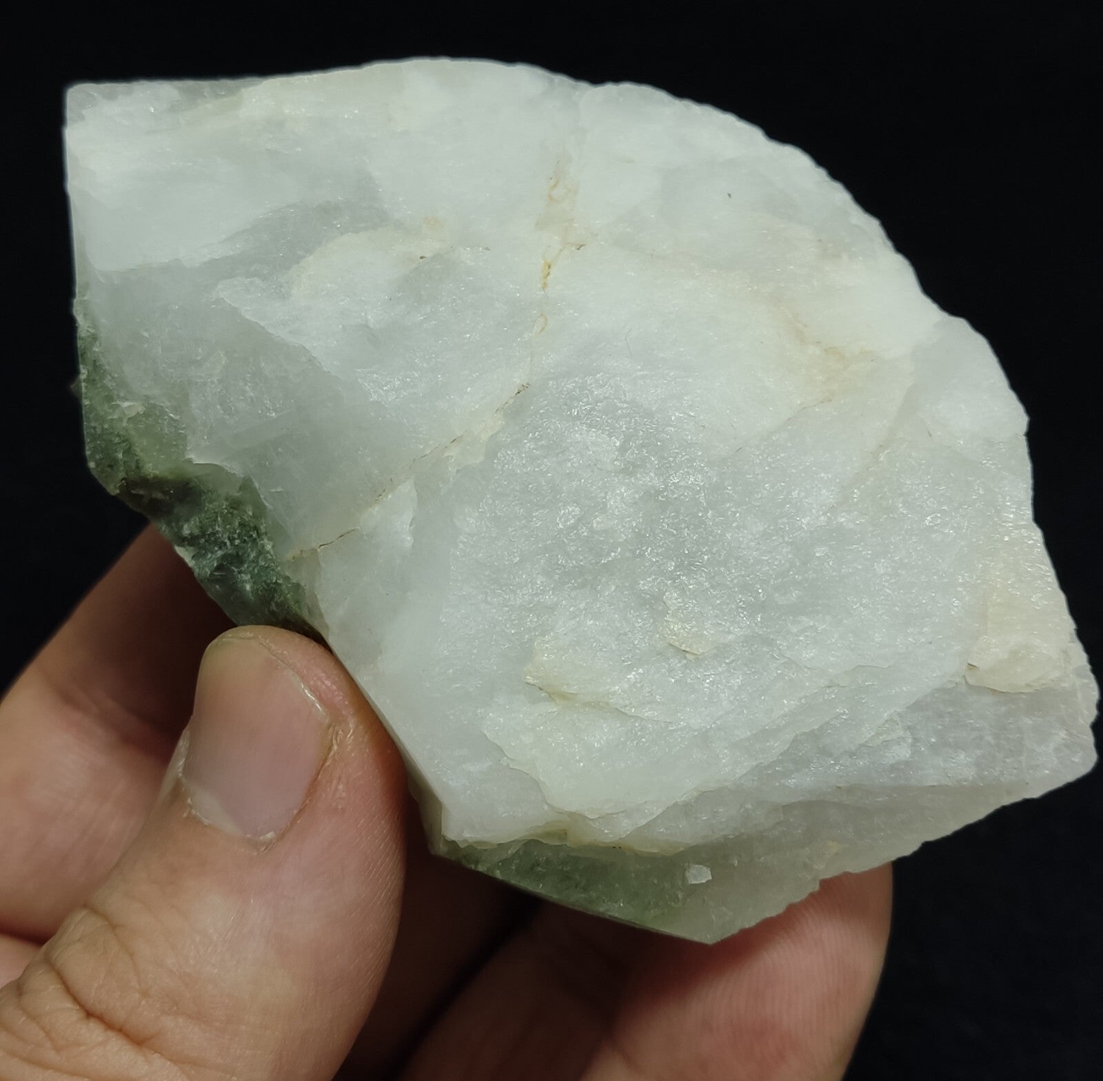 Chlorite quartz terminated crystal specimen 187 grams