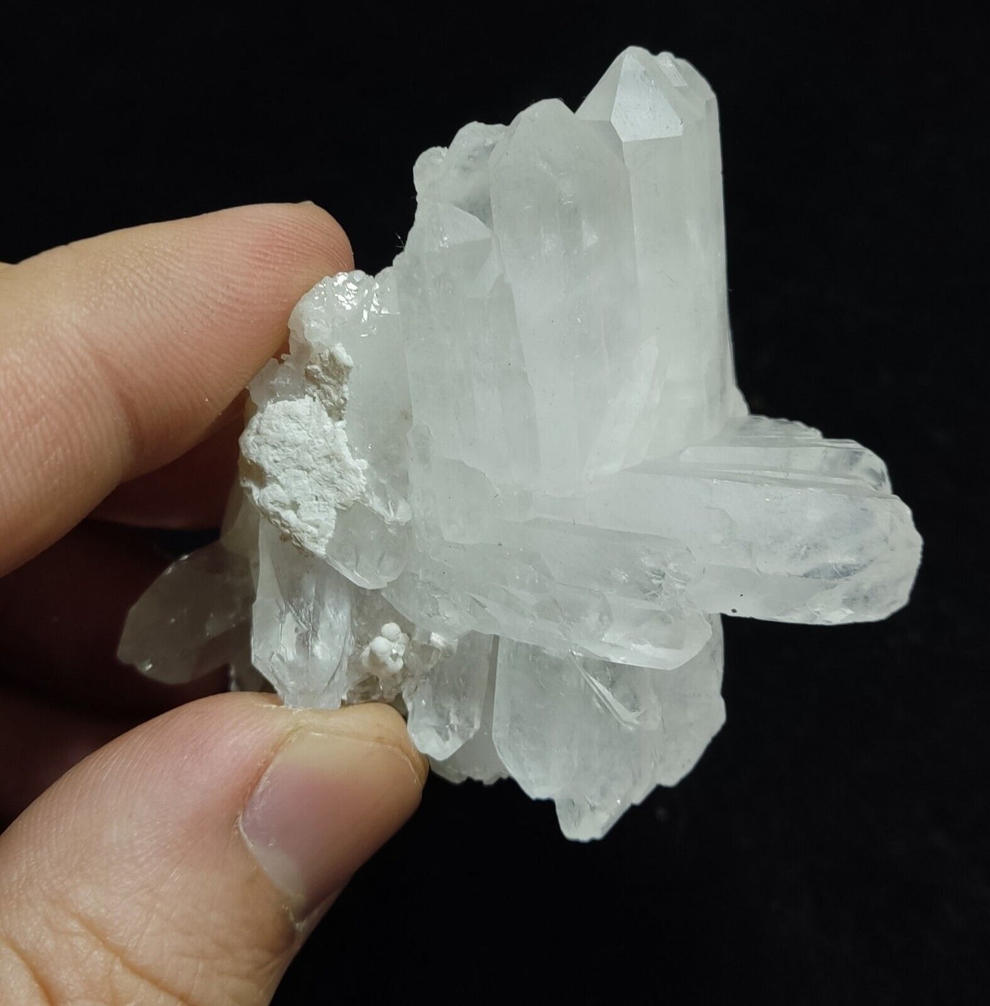 An Aesthetic terminated Quartz cluster 81 grams