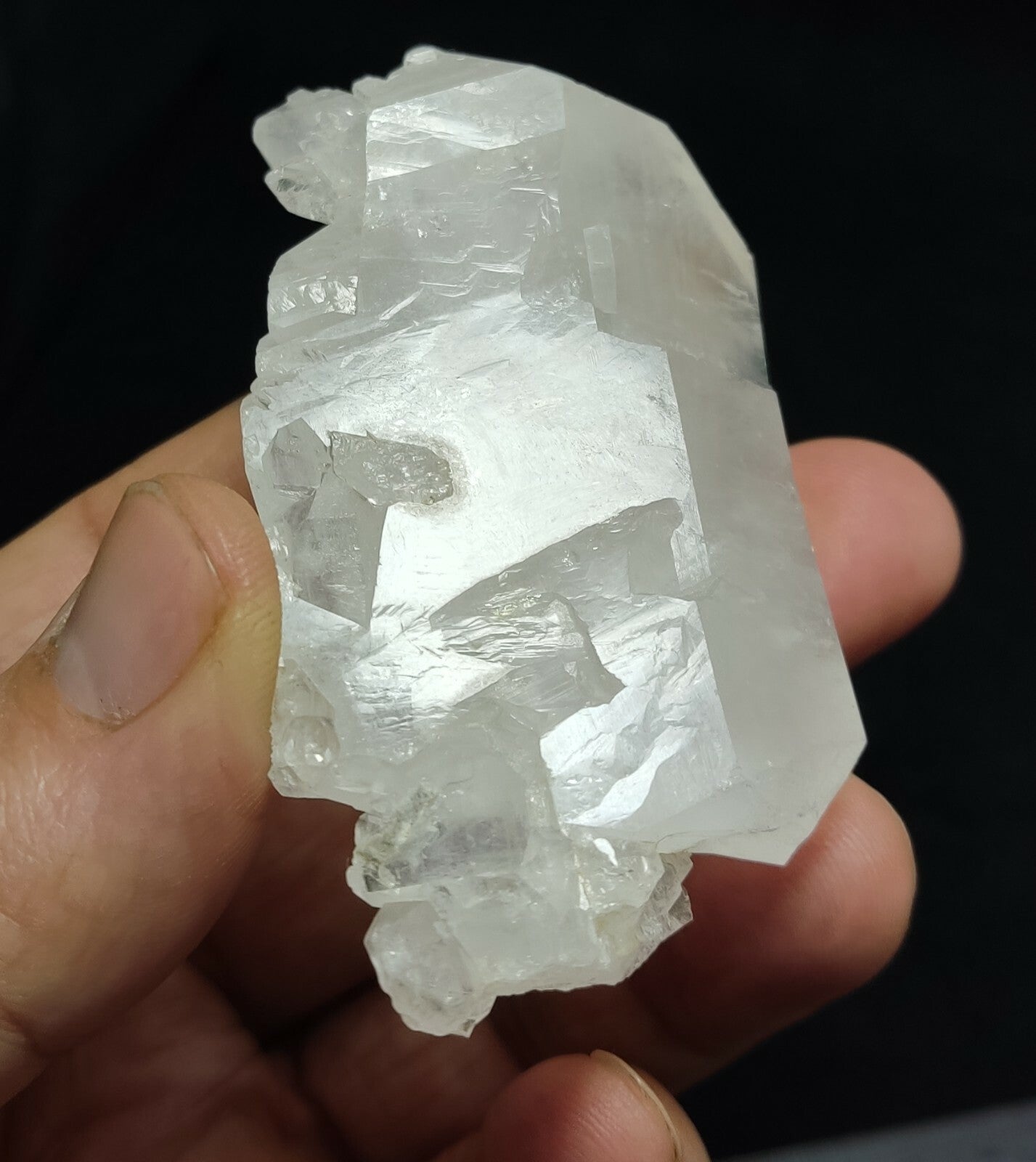 An aesthetic specimen of terminated faden Quartz crystals cluster 102 grams