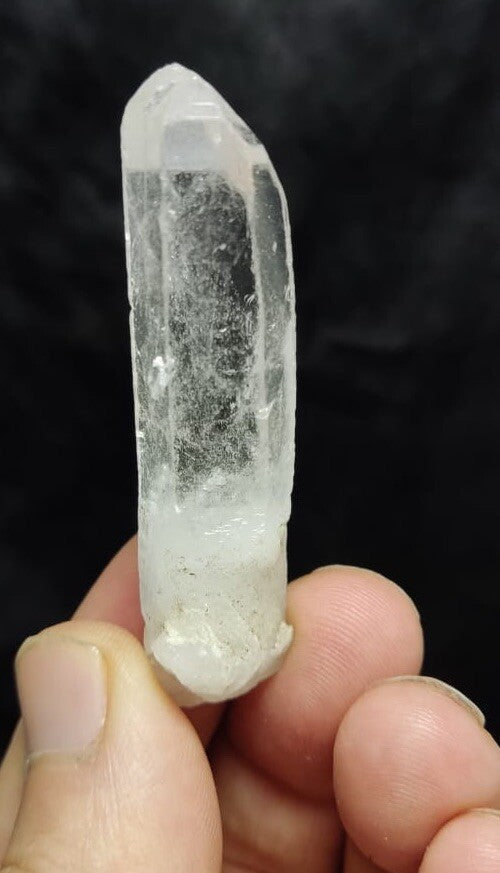 Natural  Quartz Crystal 21 Grams.
