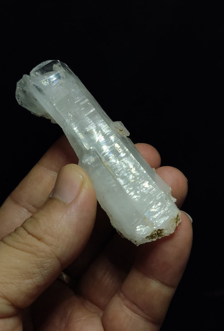 Faden Quartz crystal Double Terminated 78 grams