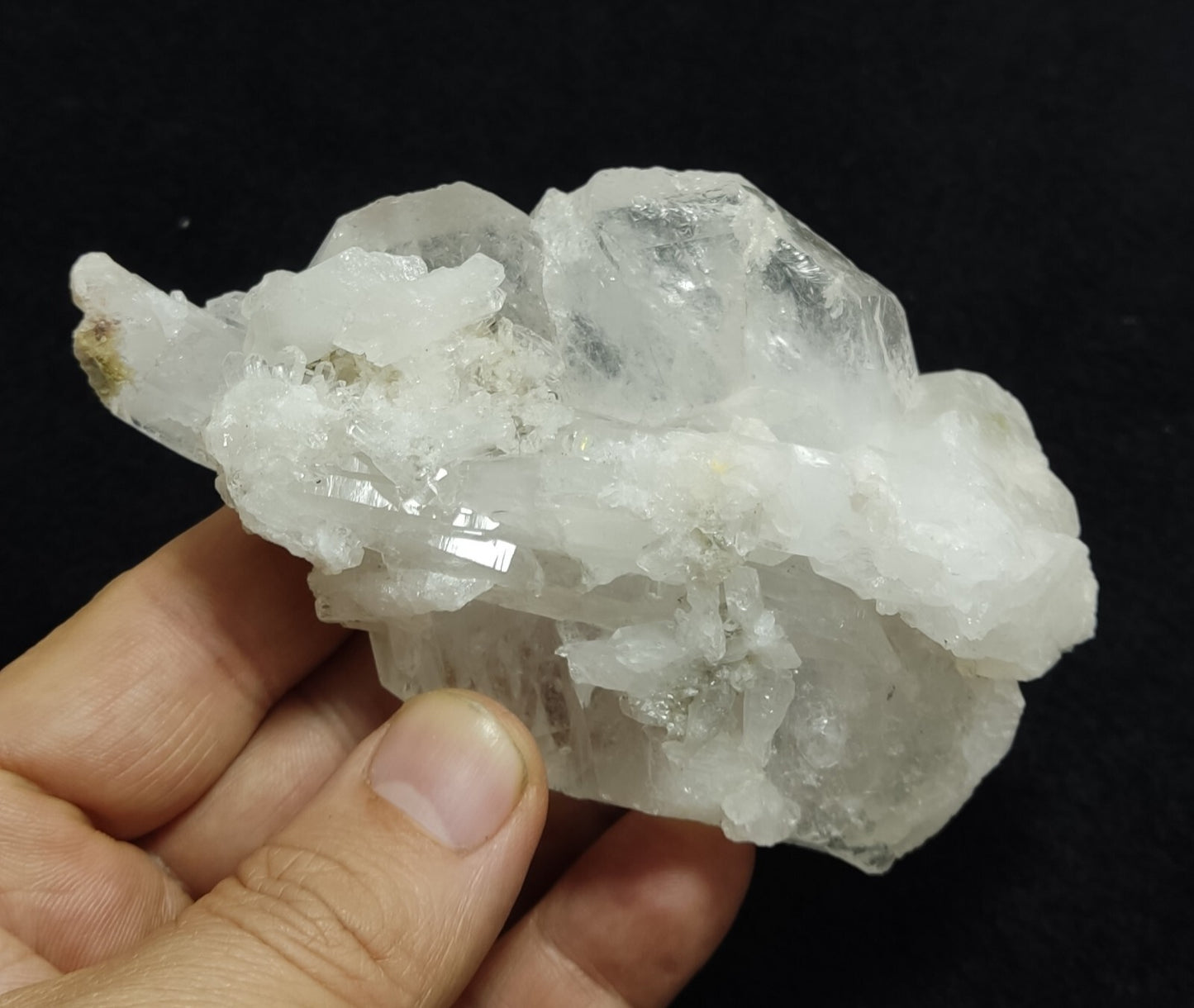 An Aesthetic terminated faden Quartz crystal specimen 223 grams