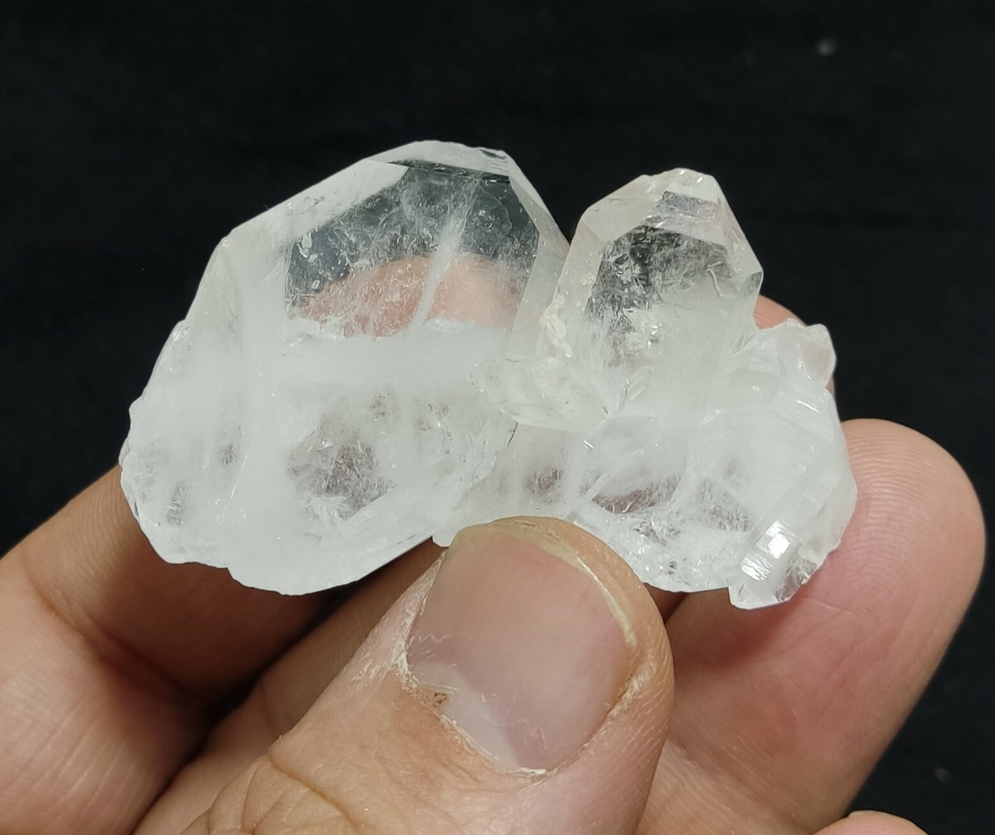 An amazing specimen of terminated faden Quartz crystal 27 grams