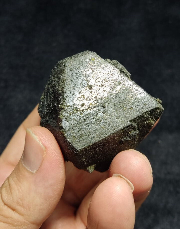 Dark Green Lusterous Epidote Crystal 226 grams