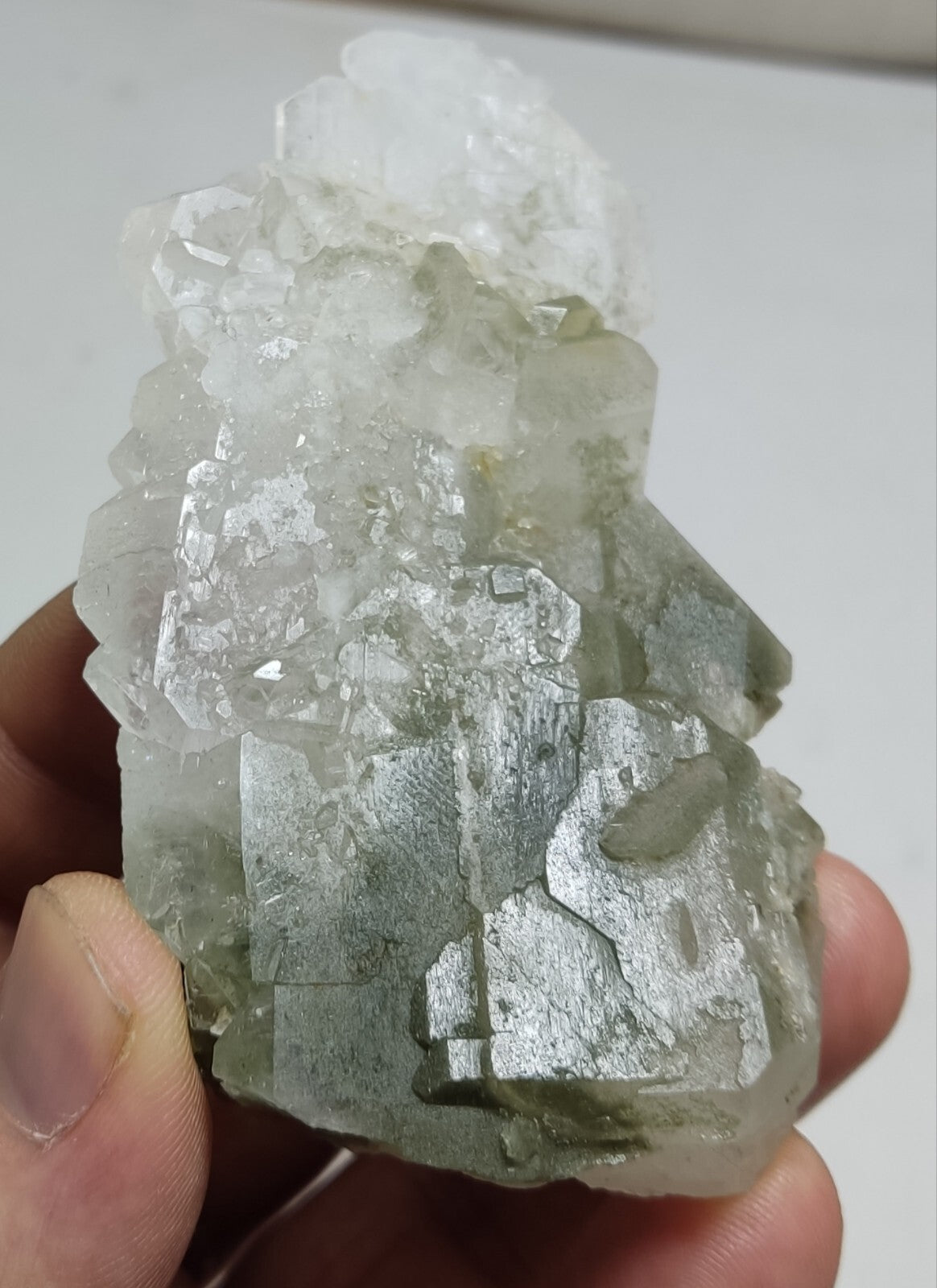An Aesthetic Natural terminated quartz with Chlorite inclusions 108 grams