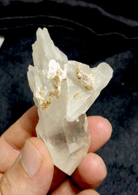 Double Terminated Quartz crystal 83g