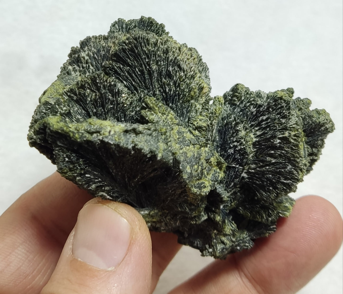 An aesthetic specimen of epidote crystal specimen 118 grams
