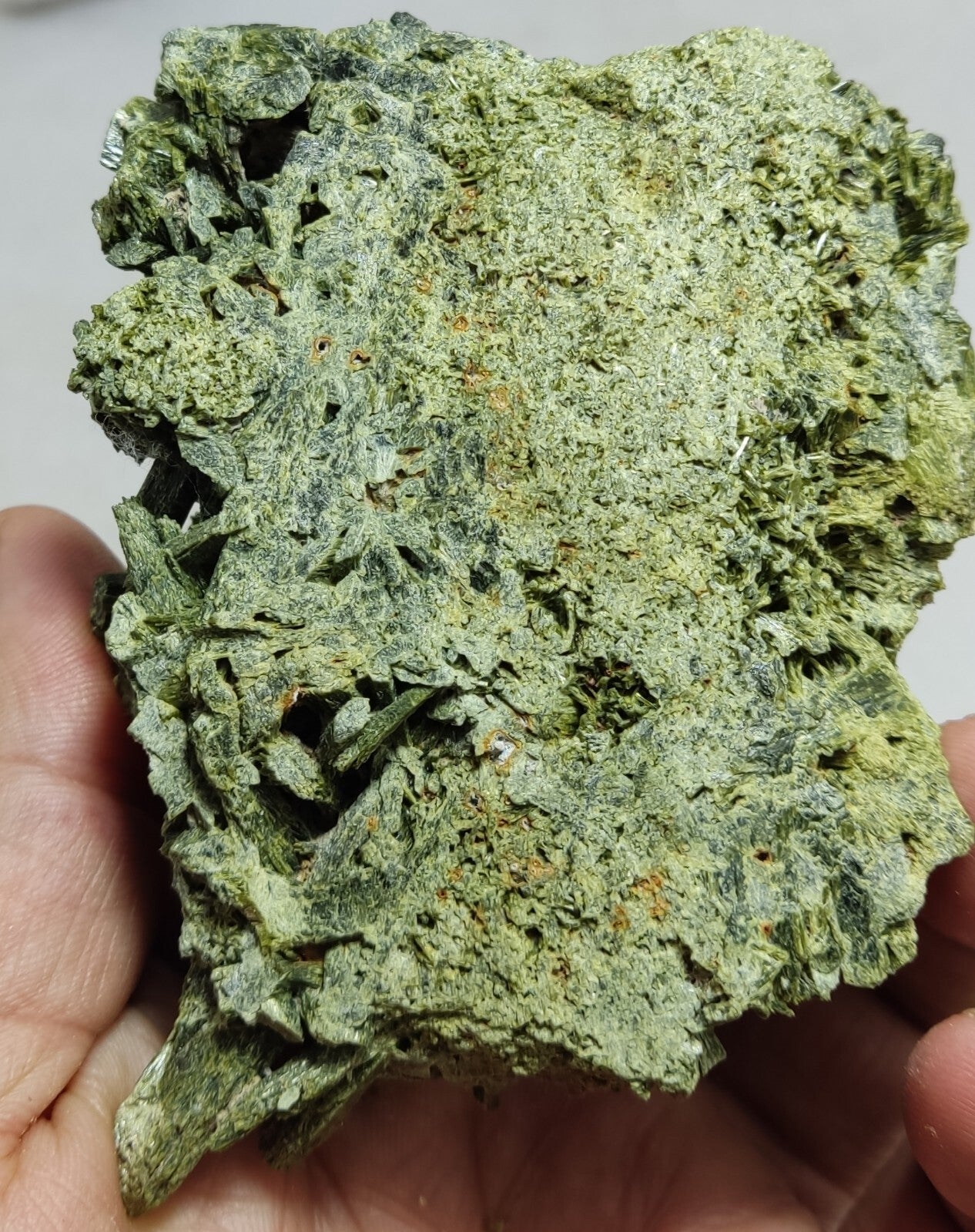 An aesthetic specimen of epidote Cluster  345 grams