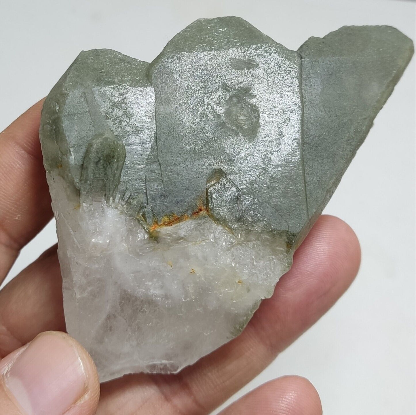 An Aesthetic Natural terminated quartz with Chlorite inclusions 155 grams