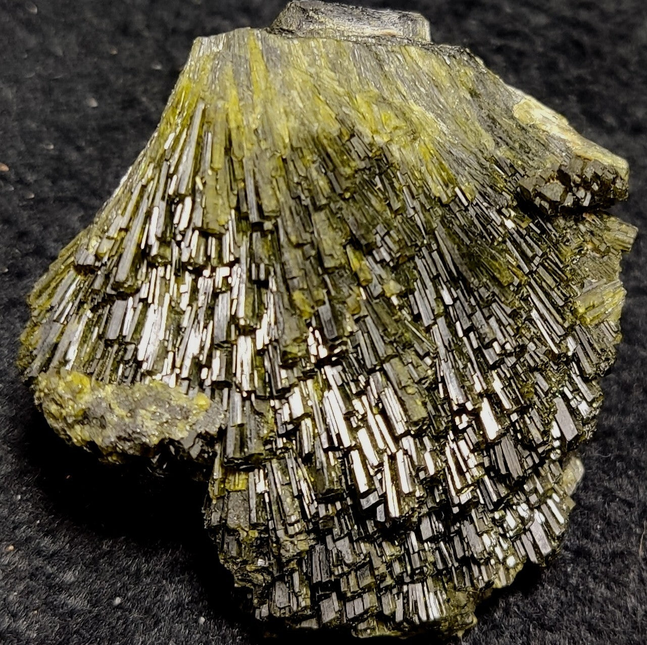 Single natural Epidote Crystal spray formations 54 grams