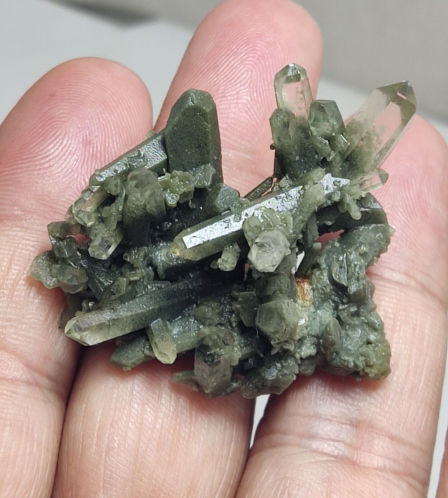 An Aesthetic miniature/thumbnail terminated chlorite Quartz cluster 15 grams