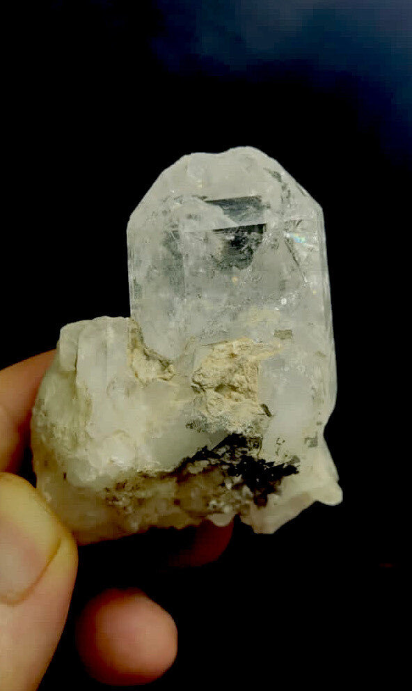 Feden Quartz Cluster 70 Grams.