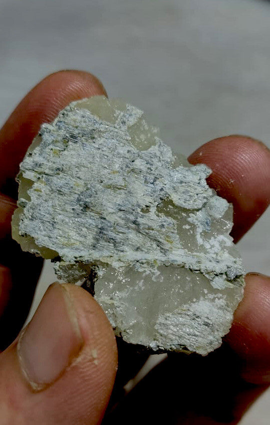 Natural Brucite 13 Grams