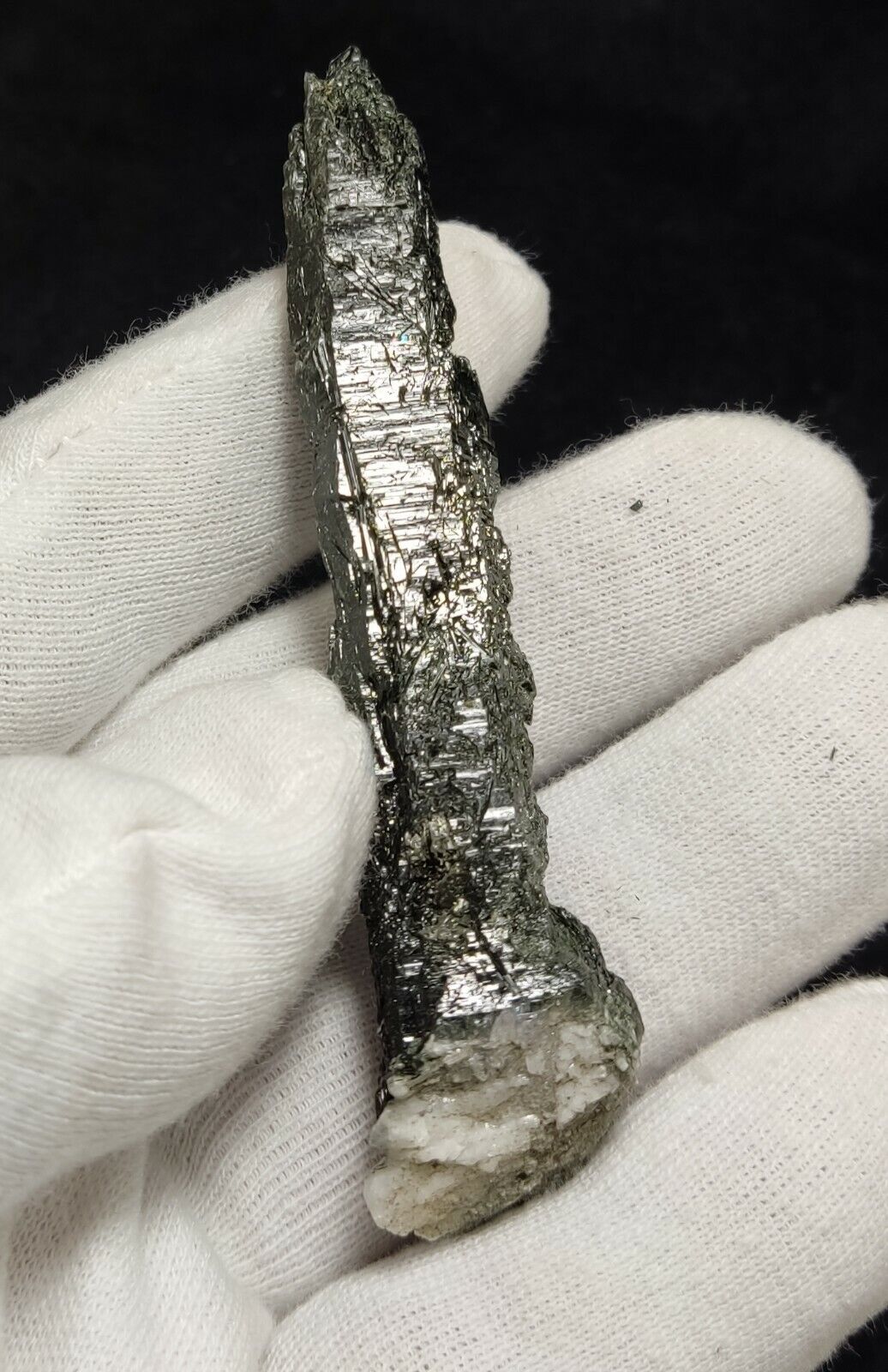 An Aesthetic Natural etched terminated Chlorite Quartz crystal specimen 34 grams