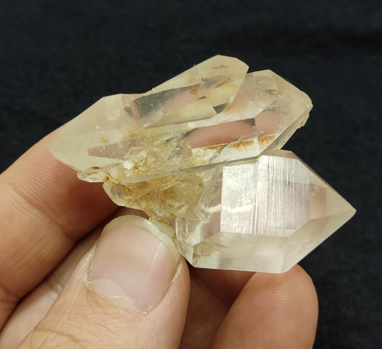 An Aesthetic Natural terminated quartz specimen 41 grams