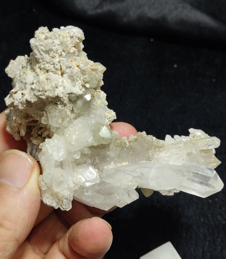 Natural quartz Cluster specimen 144 grams