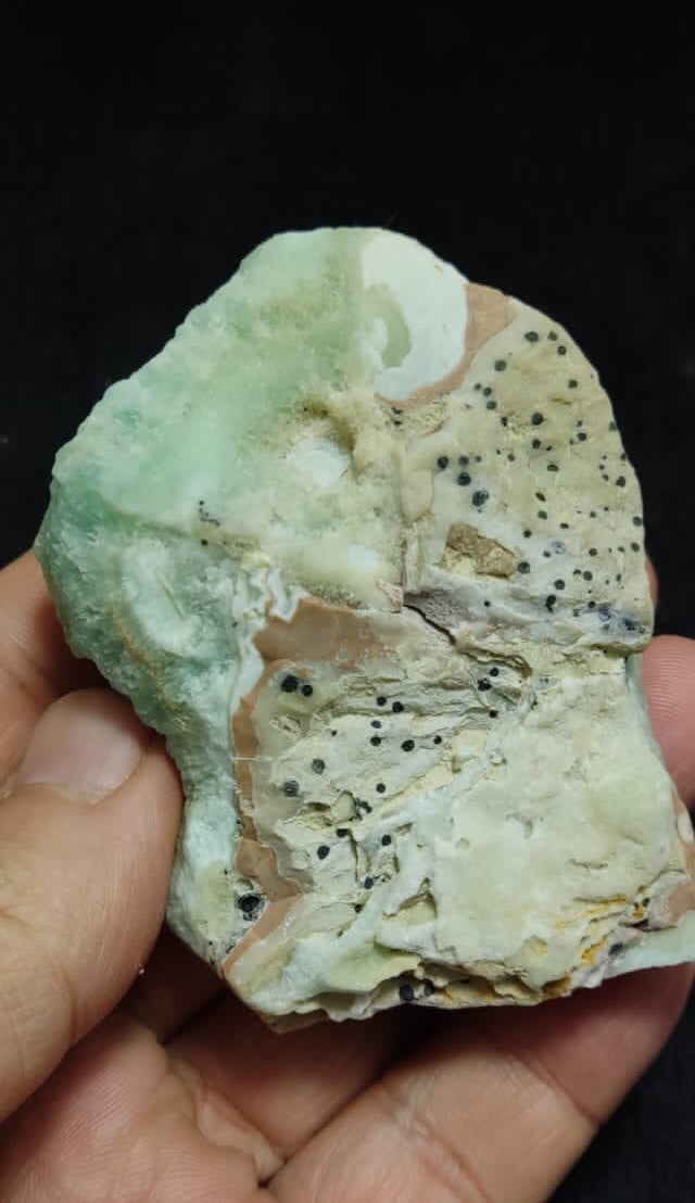 Natural Aragonite Specimen 154 Grams.