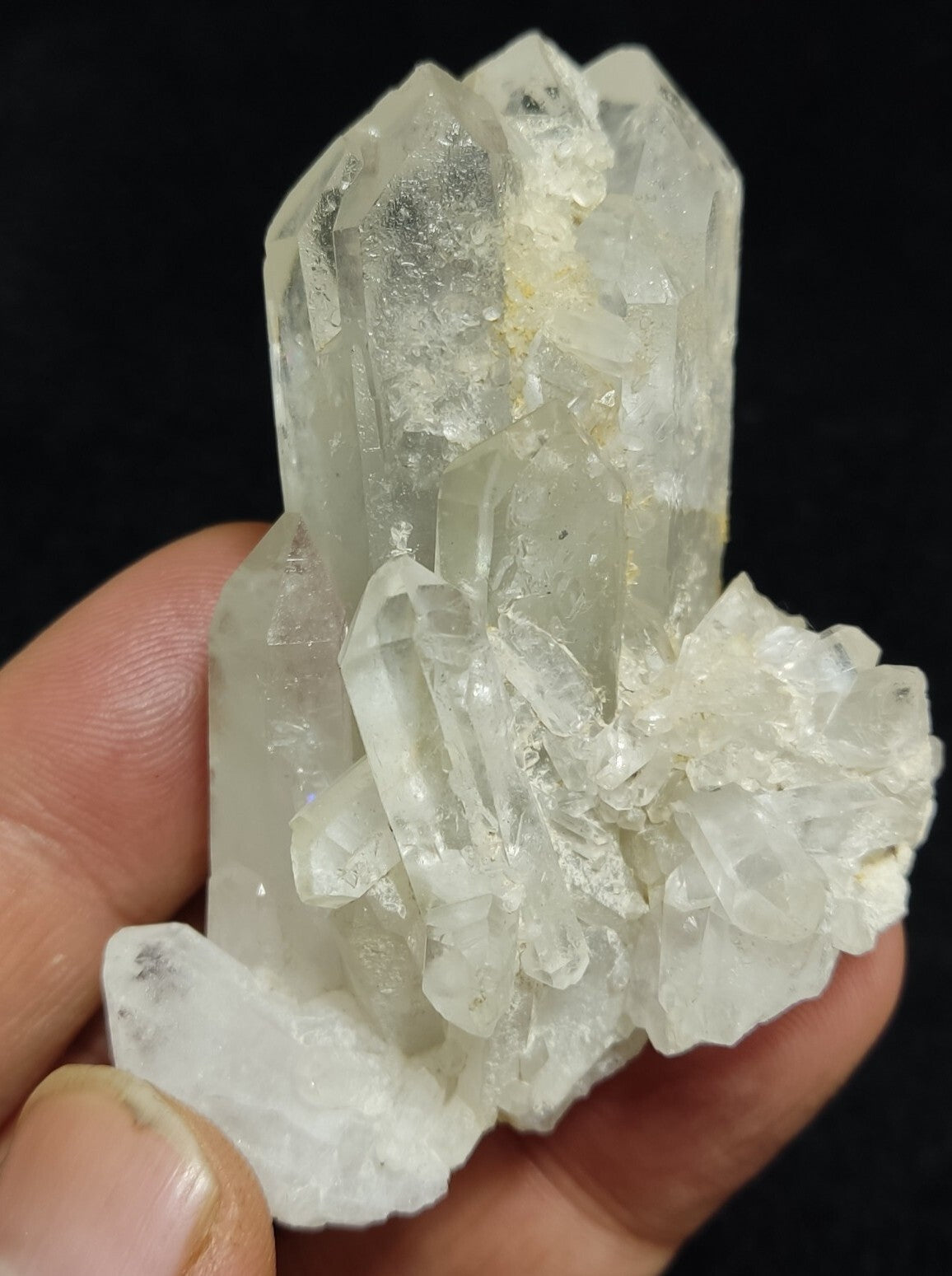 88 grams natural quartz crystal cluster