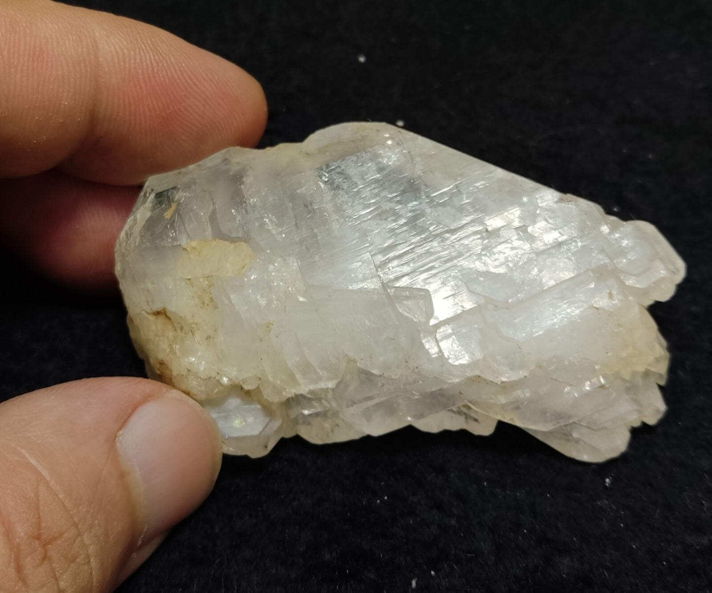 An Aesthetic specimen of faden quartz 55 grams