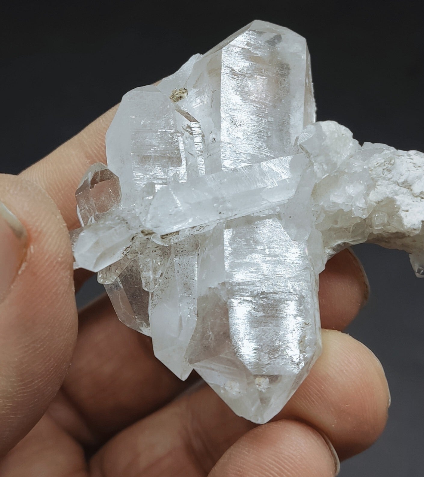 An Aesthetic terminated specimen of Quartz crystal 50 grams