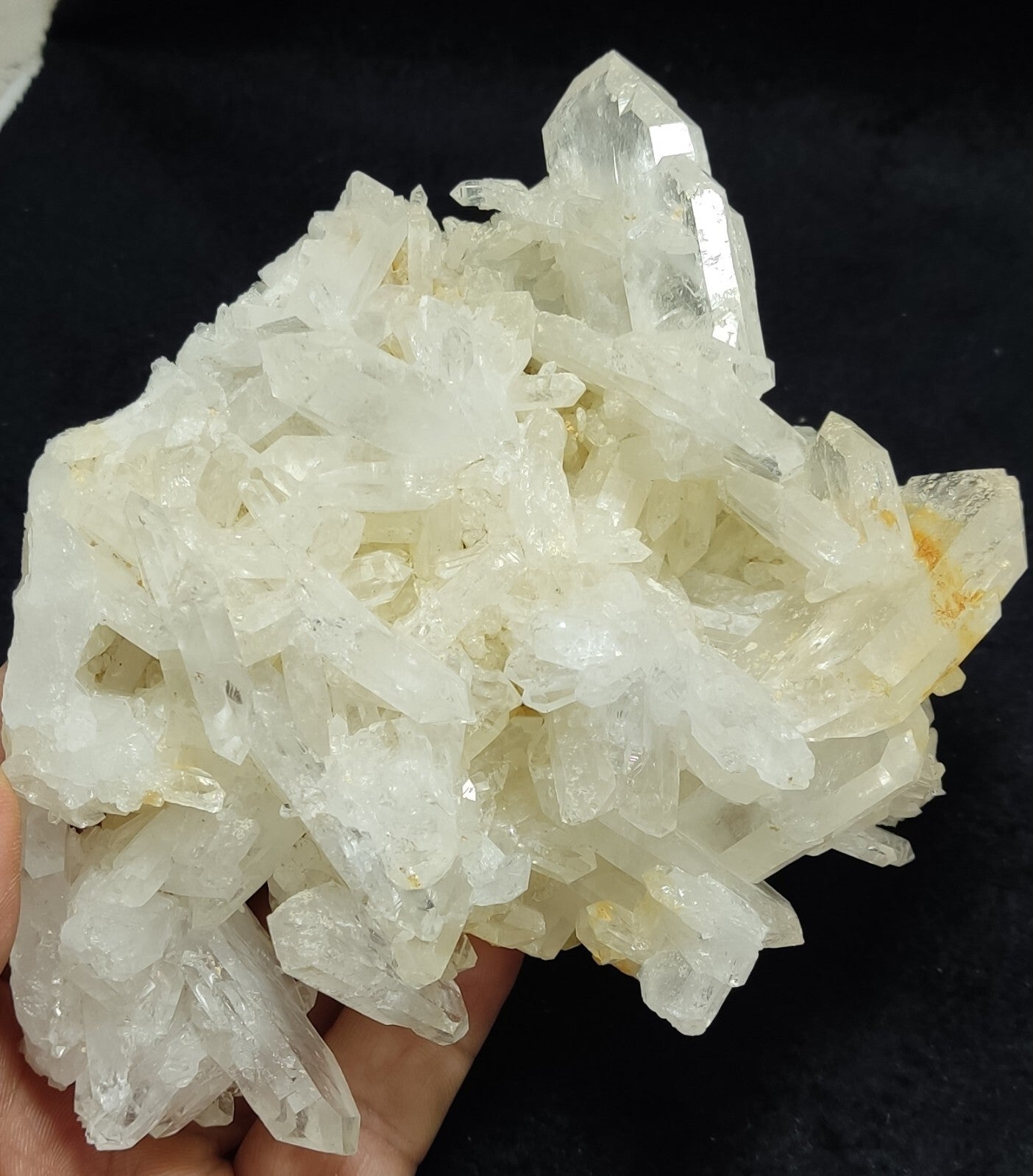 An Aesthetic terminated specimen of Quartz cluster 620 grams