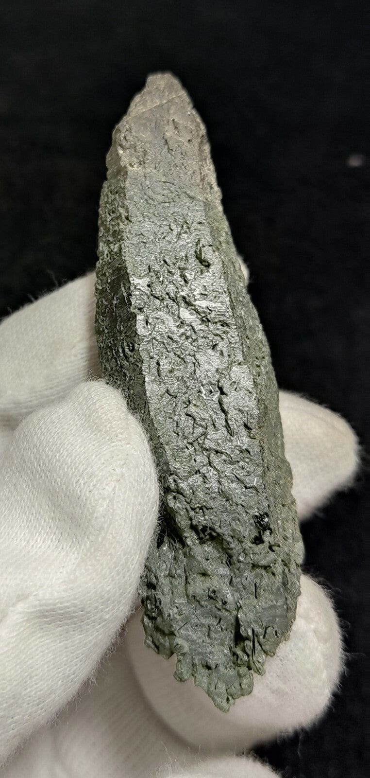 An Aesthetic Natural etched terminated Chlorite Quartz crystal specimen 39 grams