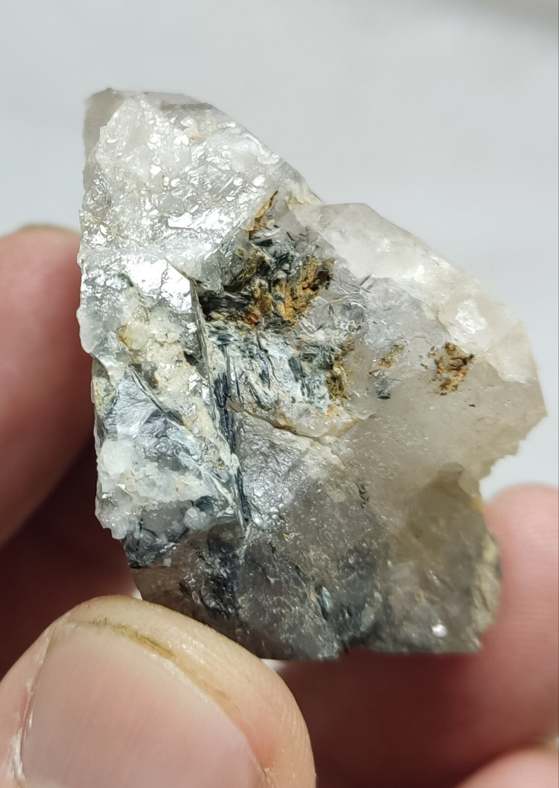 An Aesthetic Natural terminated Quartz crystal with unique inclusions 49 grams