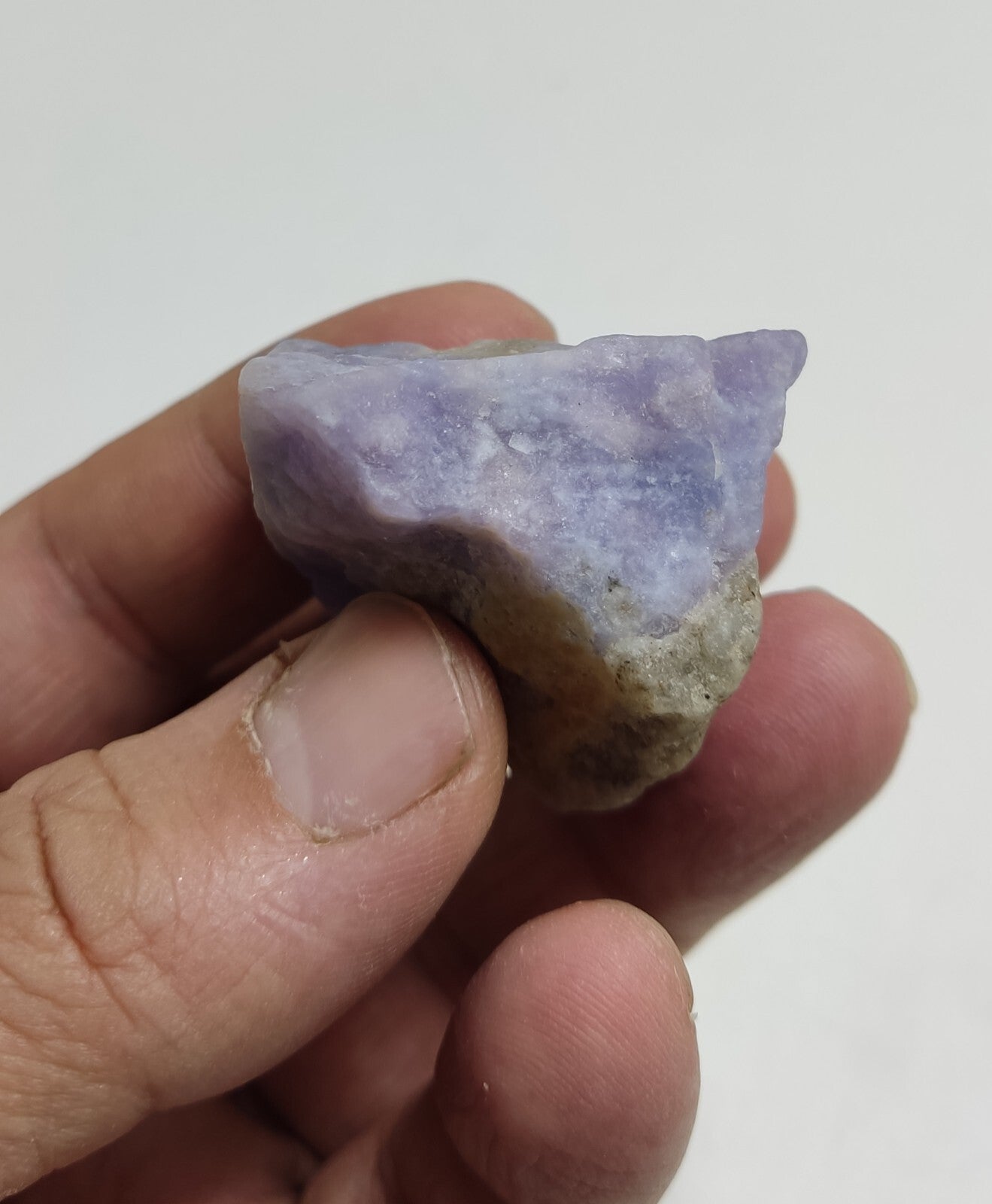 An amazing specimen of hackmanite highly Tenebrescent 47 grams