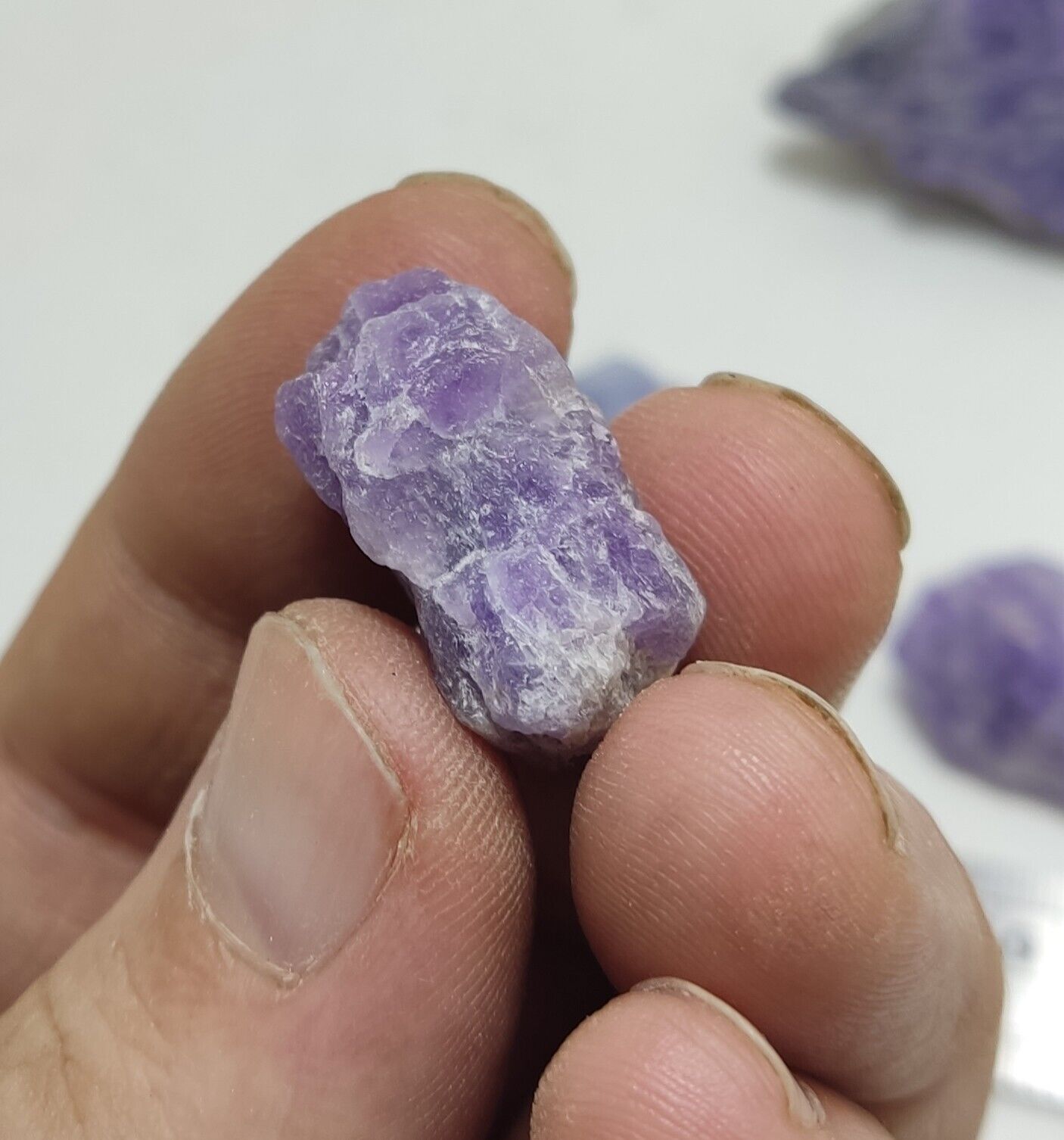 77 grams fluorescent Hackmanite