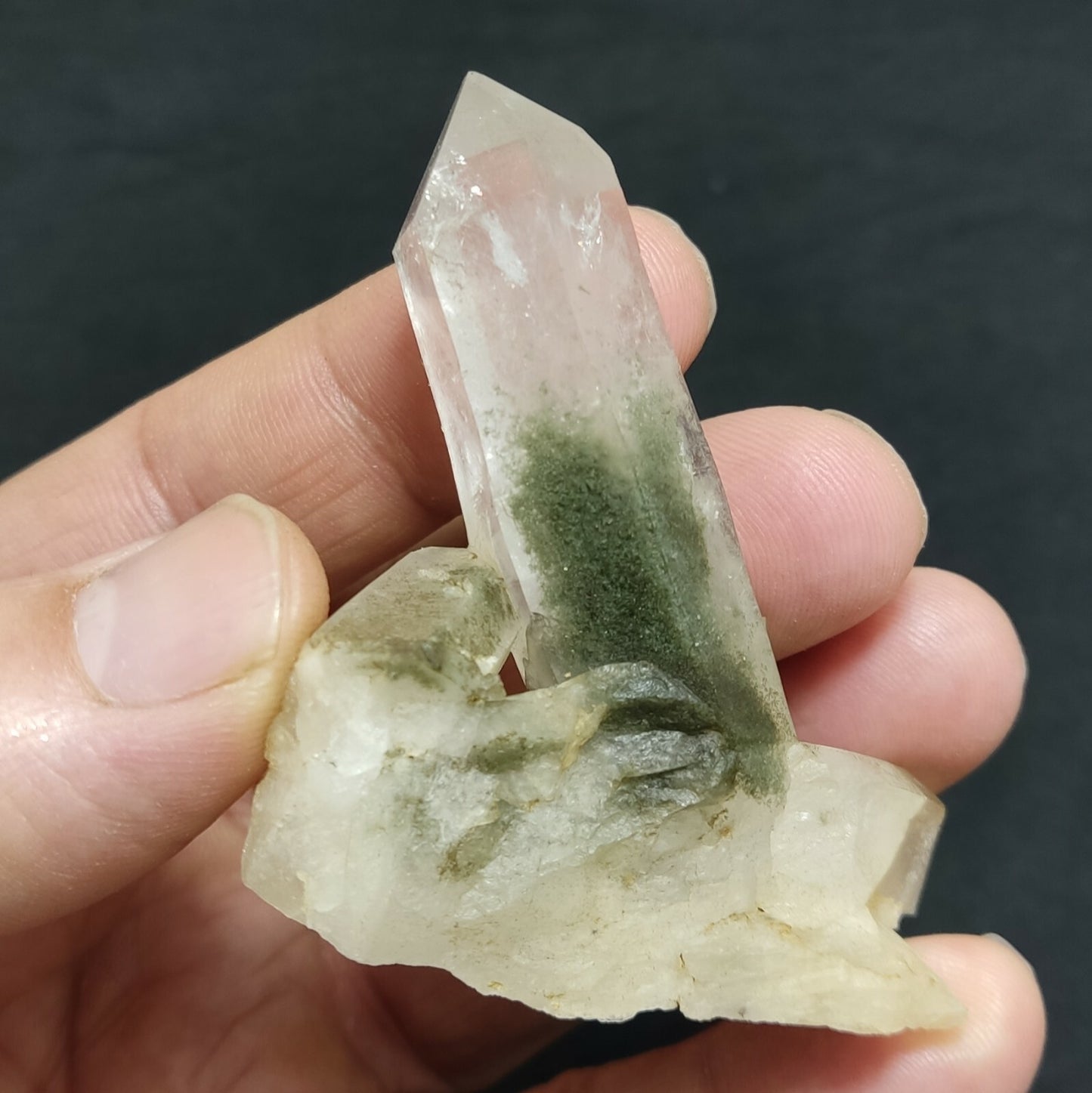 A very Aesthetic Natural beautifully terminated Chlorite Quartz crystal 54 grams