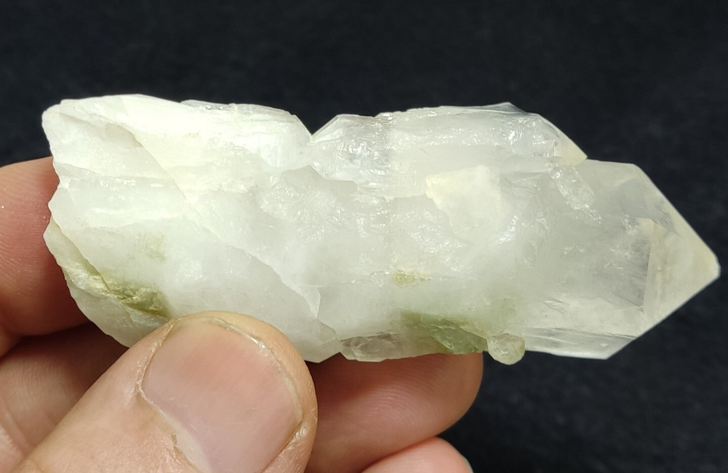 Chlorite quartz terminated crystal specimen 48 grams