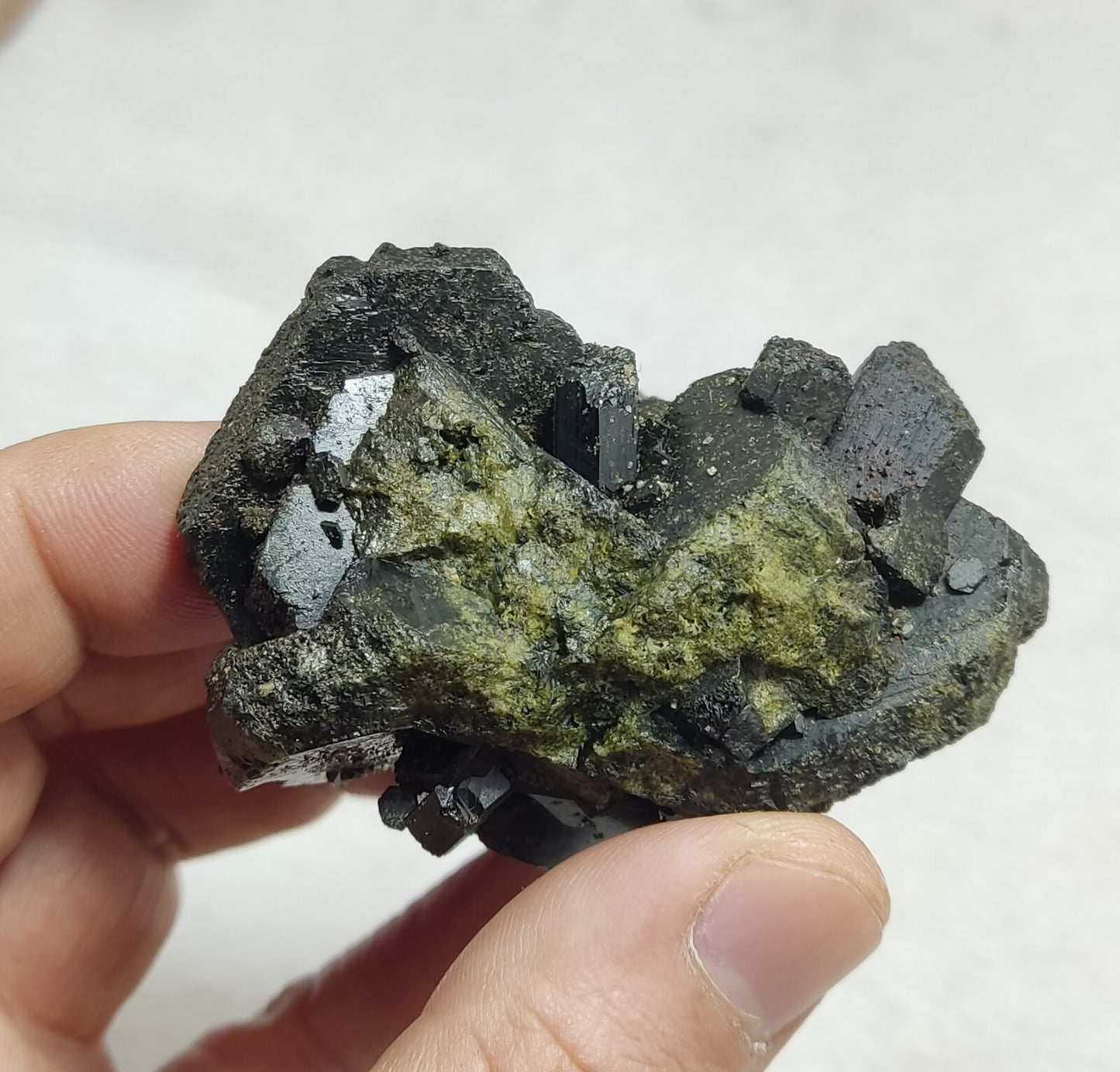 An Aesthetic Natural terminated epidote crystal specimen 159 grams
