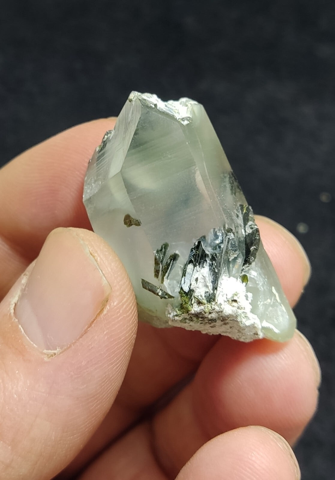 An aesthetic specimen of Epidote quartz cluster 21 grams