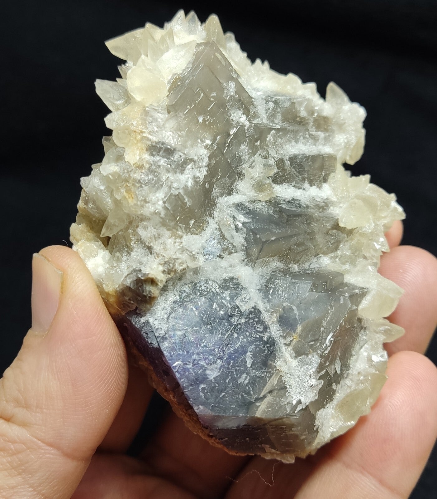 An Aesthetic Naturally terminated specimen of dogtooth calcite with fluorite 199 grams