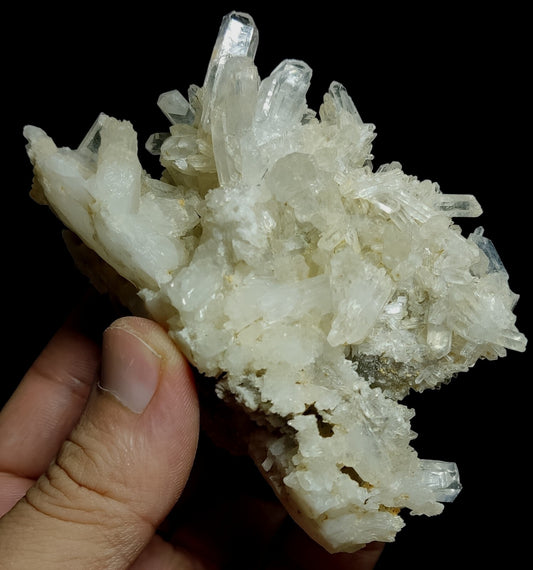 Very Aesthetic Quartz Crystal Cluster 207 grams