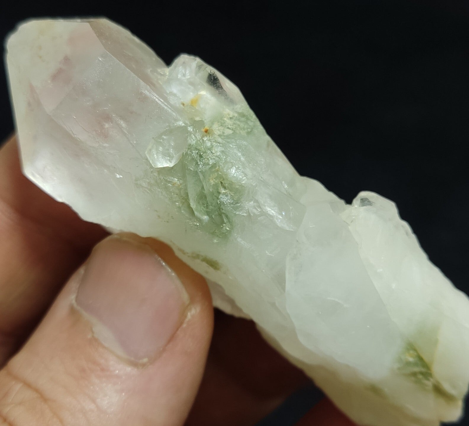 Chlorite quartz terminated crystal specimen 48 grams