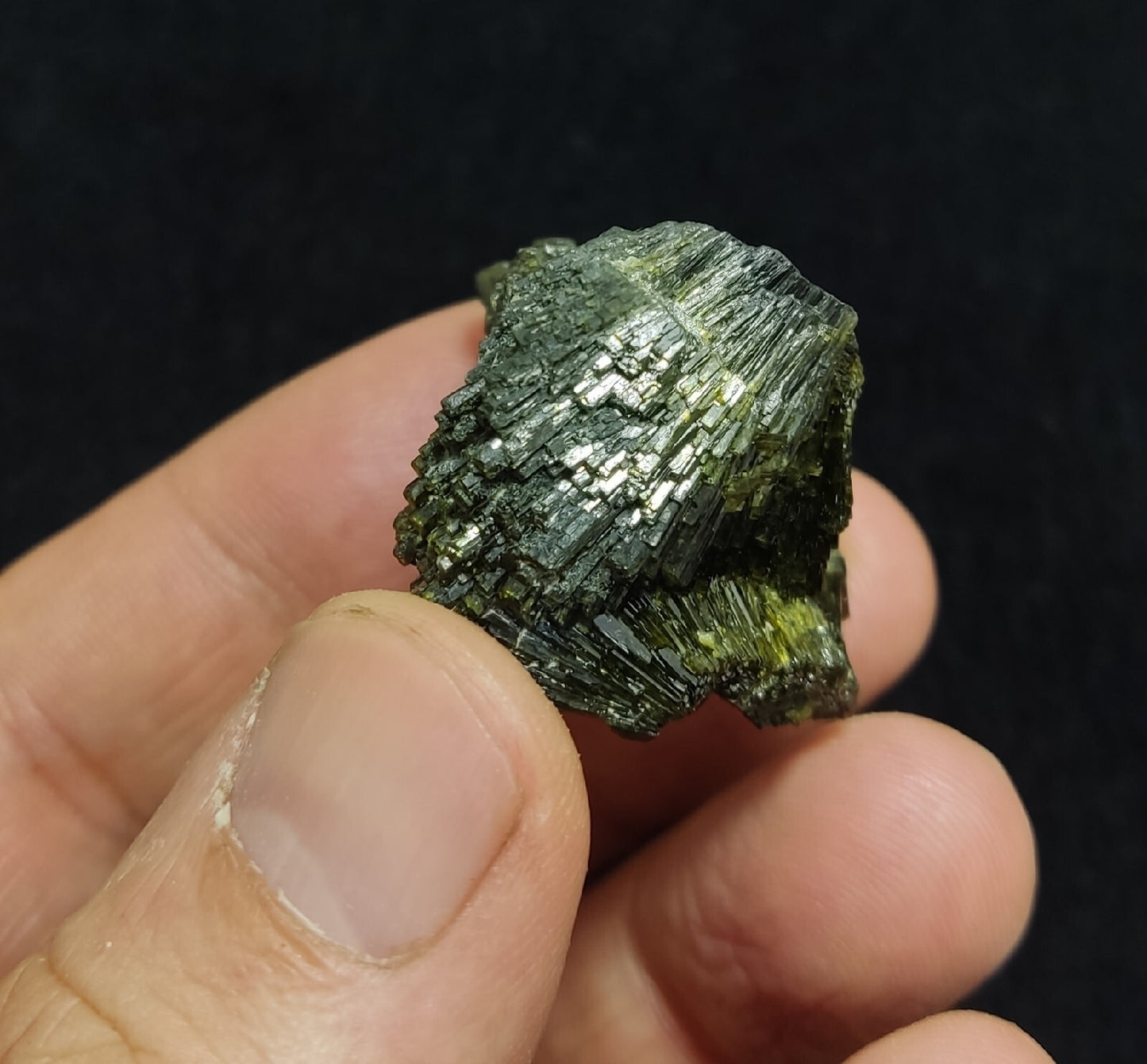 Single natural Epidote Crystal spray formations 24 grams