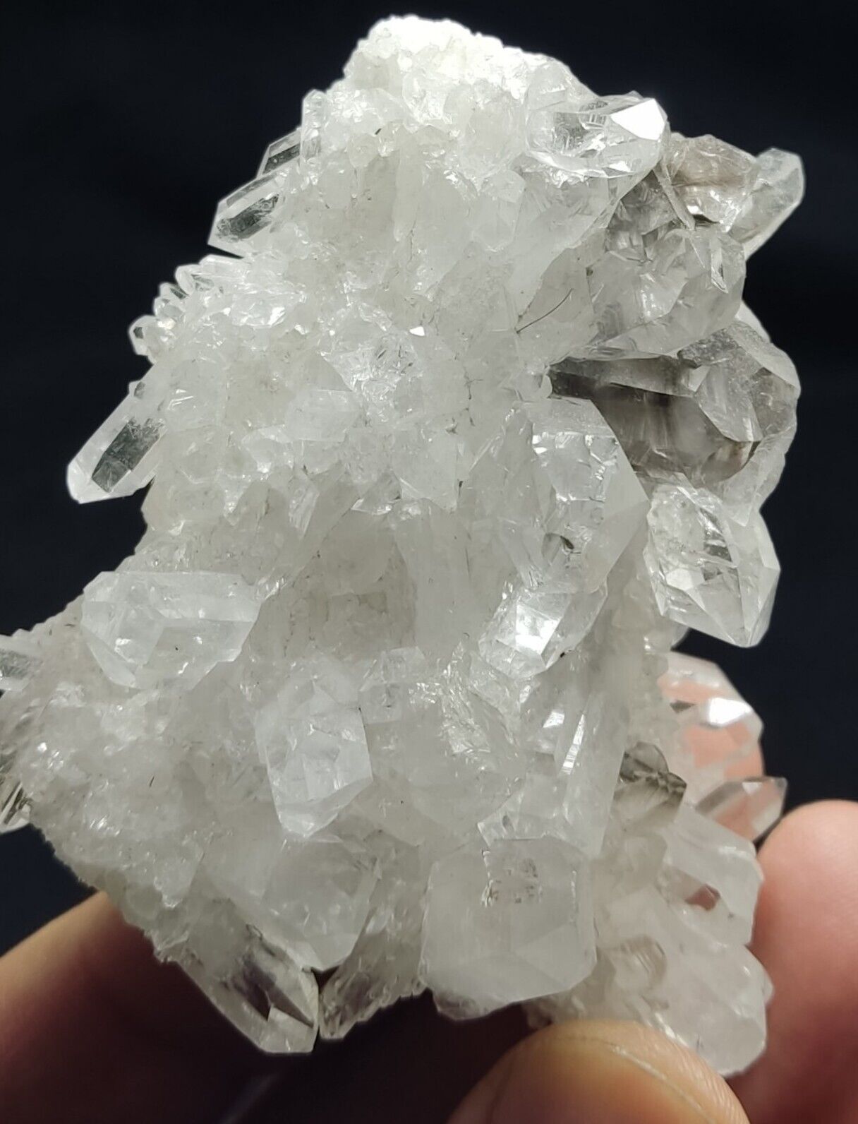 A very Aesthetic Natural terminated brookite included Quartz cluster 114 grams