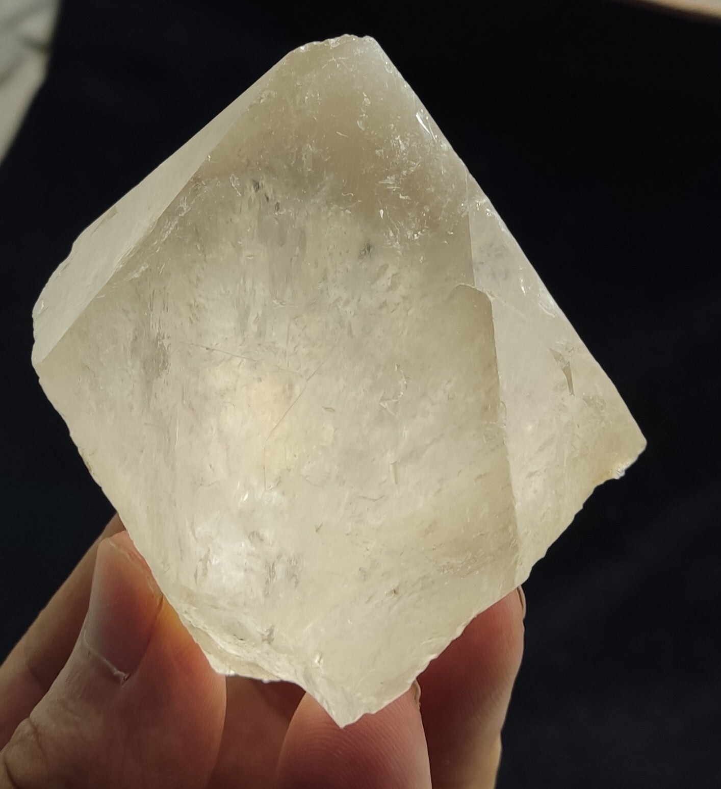 An Aesthetic terminated specimen of Quartz crystal 277 grams