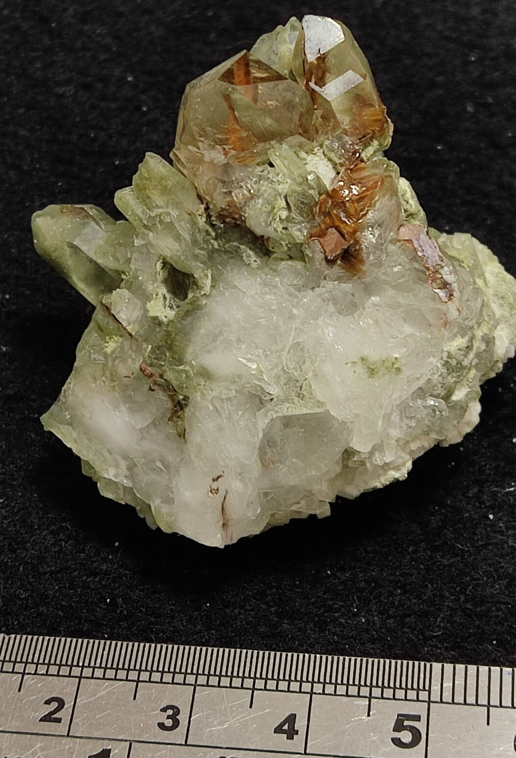 An Aesthetic terminated chlorite Quartz specimen with brookite 61 grams