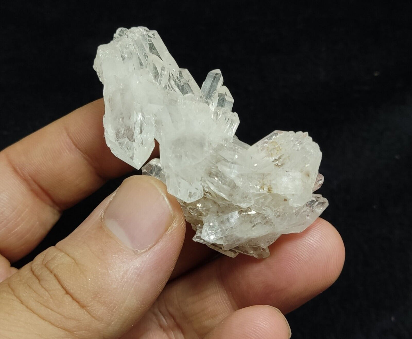 An Aesthetic Natural beautifully terminated Clear Quartz specimen 40 grams