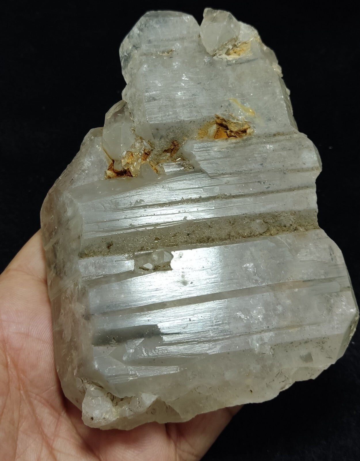 An Aesthetic terminated specimen of Quartz crystal 585 grams